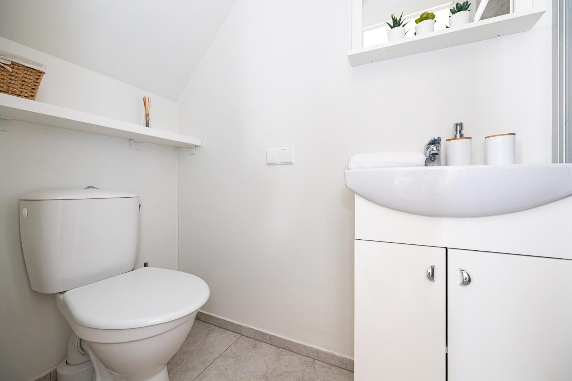 Green Shine Apartment, By Cohost Palanga Luaran gambar